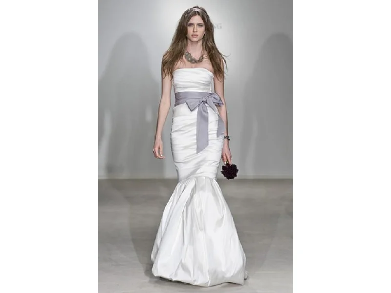 Mega Deal Vera Wang Helene