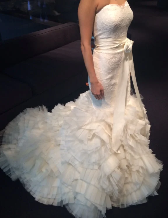 Special Price Vera Wang Vera Wang Lark