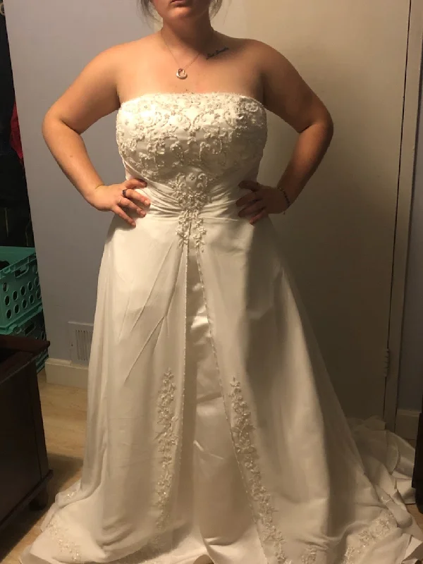 Great Bargains David's Bridal 9V9010