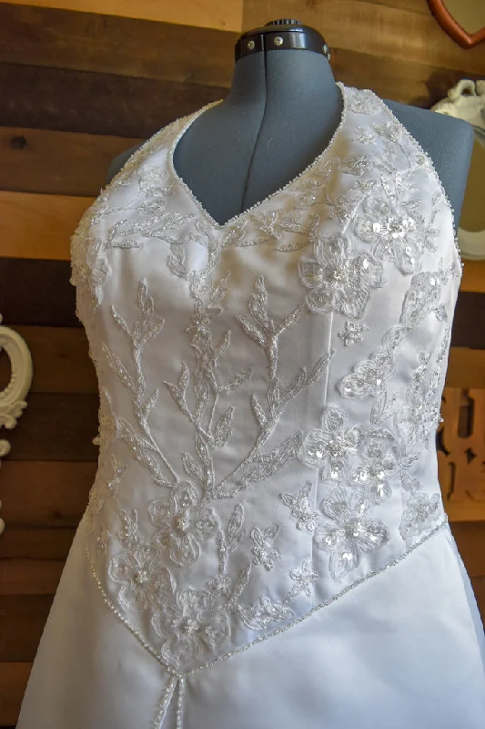 Value Deals David's Bridal 9T8942