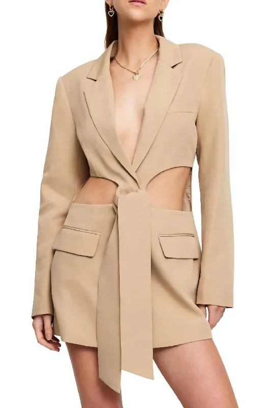 Massive Deals La Confidential Dress in Camel