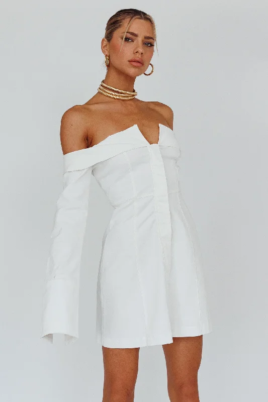 Bargain Blast Tamra Long Sleeve Off-Shoulder Zip Dress White