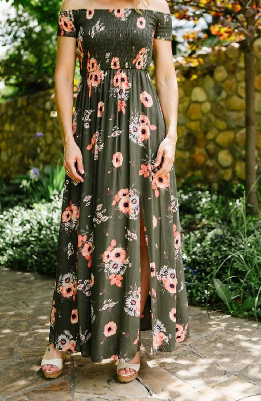 Daily Deals Poppy & Daisy Floral Maxi in Olive