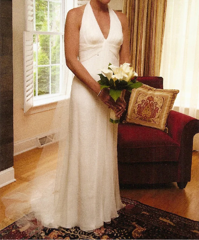 Deal Zone Monique Lhuillier Deirdre Wedding Dress