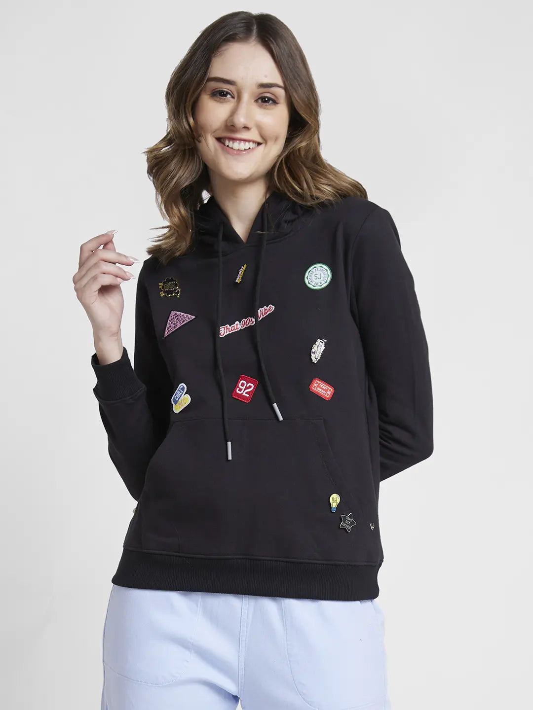 Super Deal Spykar Women Black Blended Regular Fit Hooded Plain Sweatshirt