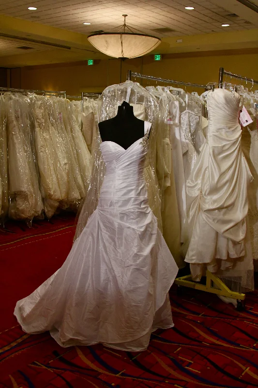 Overstock Other Various Designers (sizes 4-18)