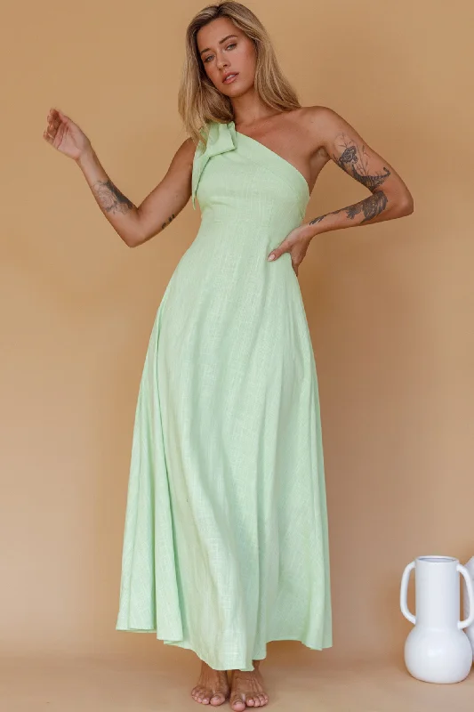 Daily Deals Rigel One-Shoulder Maxi Dress Apple