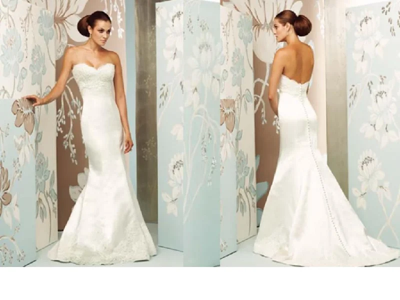Crazy Deals Paloma Blanca 4164