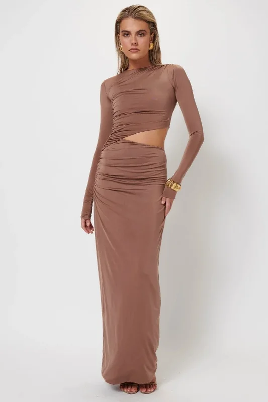 Deep Discounts Cara Maxi Dress - Coffee