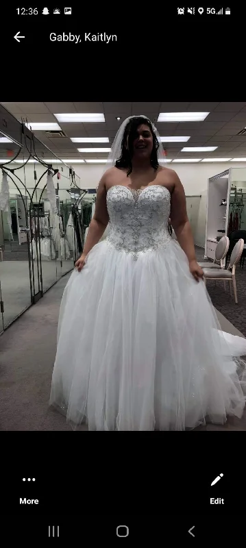 Discount Extravaganza David's Bridal 9V3849